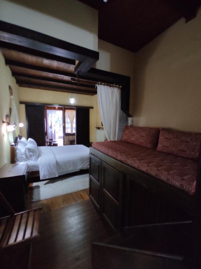 Hotel Xenonas Brizi Eláti Zewnętrze zdjęcie