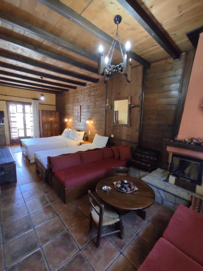 Hotel Xenonas Brizi Eláti Zewnętrze zdjęcie