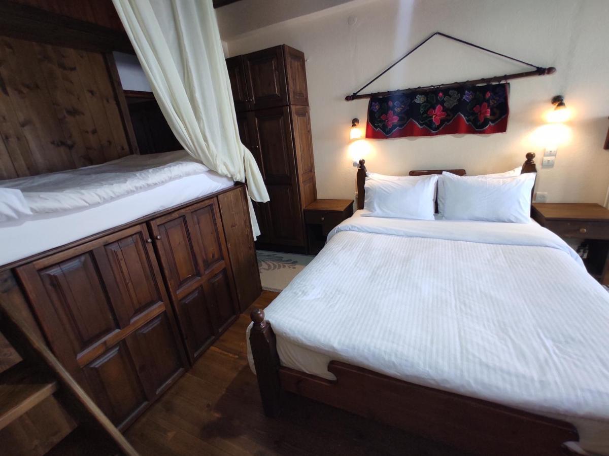 Hotel Xenonas Brizi Eláti Zewnętrze zdjęcie