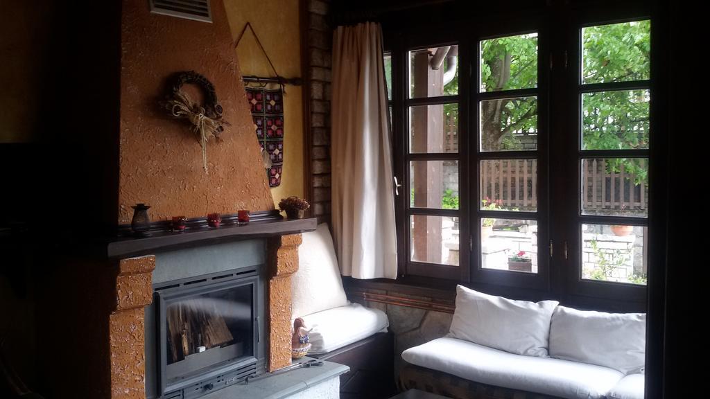 Hotel Xenonas Brizi Eláti Zewnętrze zdjęcie